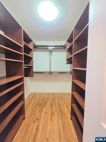 335 Bullard Avenue, Paramus, NJ 07652