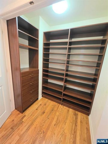 335 Bullard Avenue, Paramus, NJ 07652