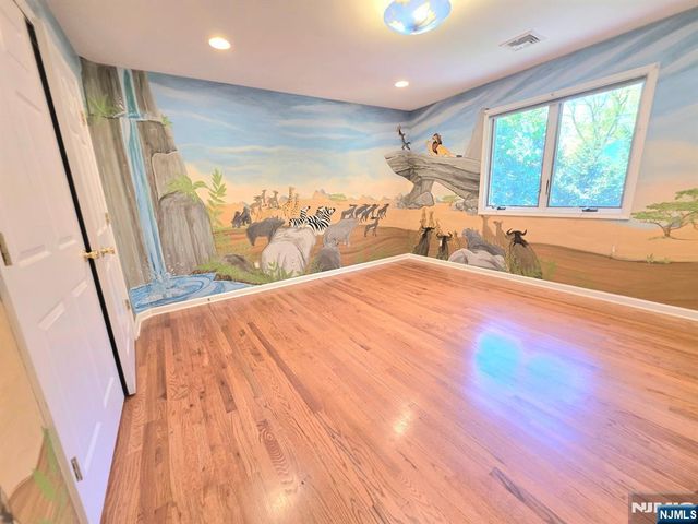 335 Bullard Avenue, Paramus, NJ 07652
