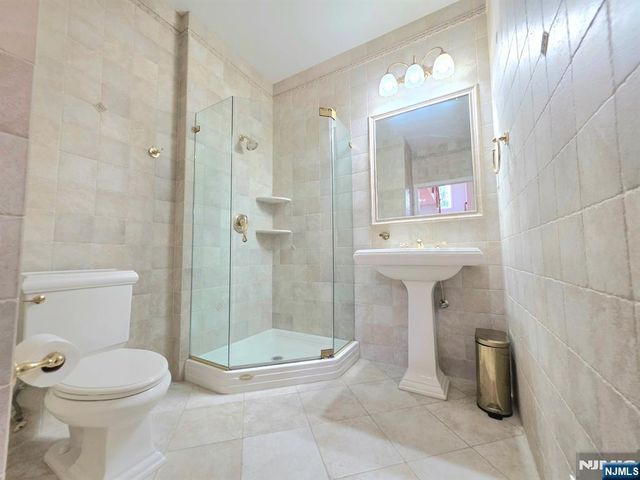 335 Bullard Avenue, Paramus, NJ 07652
