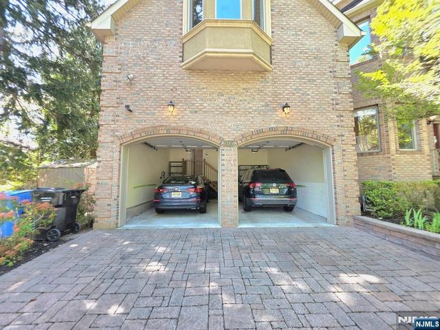 335 Bullard Avenue, Paramus, NJ 07652