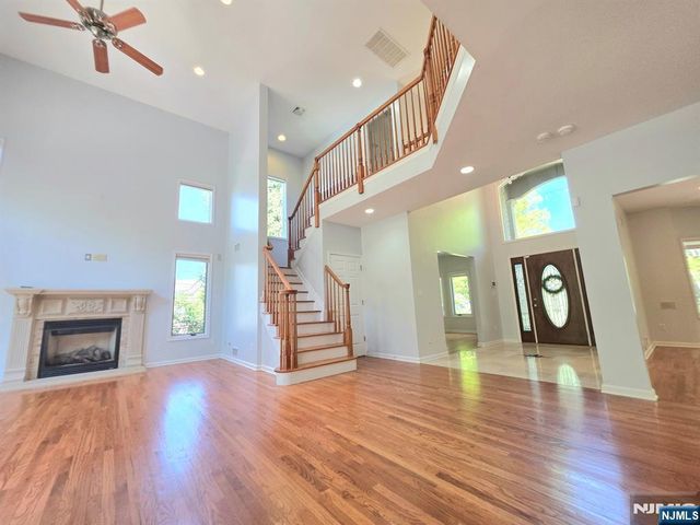 335 Bullard Avenue, Paramus, NJ 07652