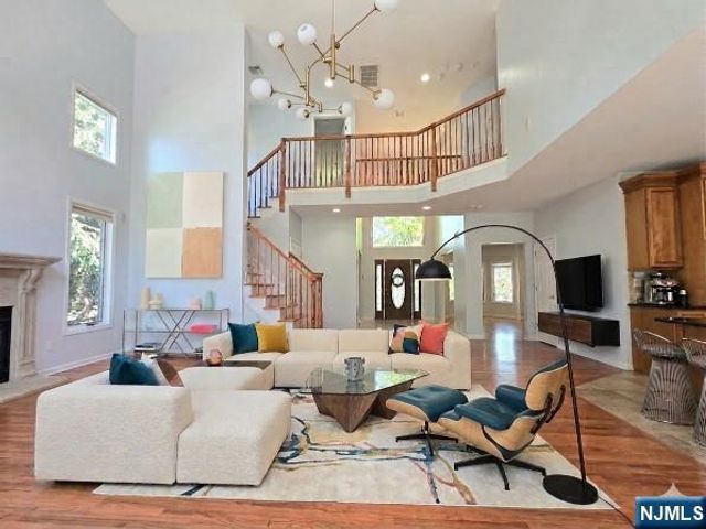 335 Bullard Avenue, Paramus, NJ 07652