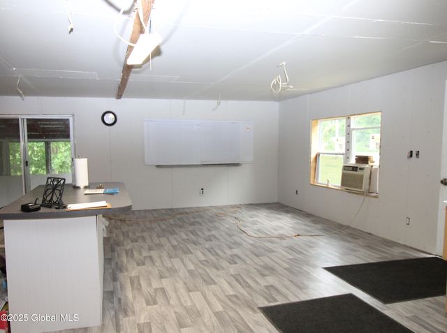 3854 State Highway 30, Mayfield, NY 12010