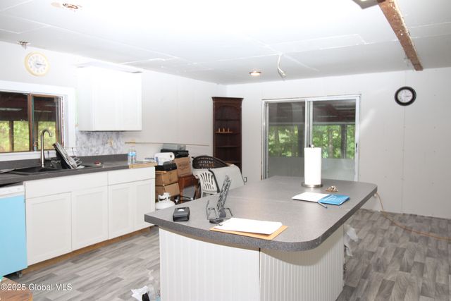 3854 State Highway 30, Mayfield, NY 12010