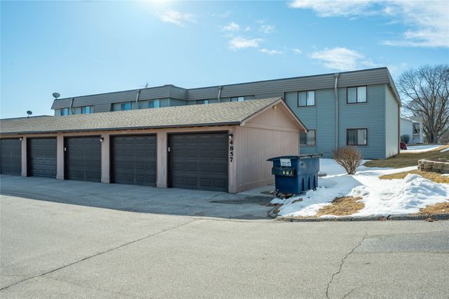 4857 Woodland Avenue 5, West Des Moines, IA 50266