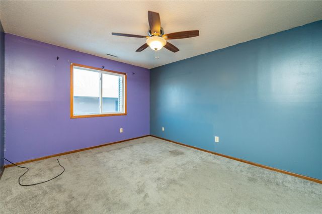 4857 Woodland Avenue 5, West Des Moines, IA 50266