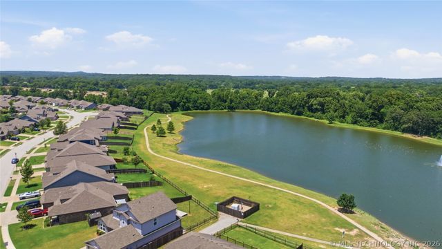10409 S Nathan Street, Jenks, OK 74037