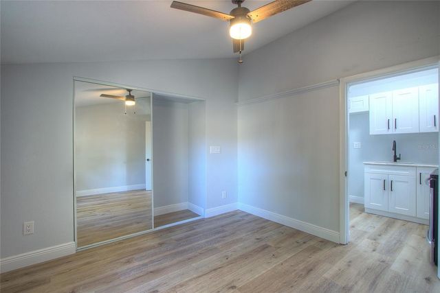 610 N WOODLYNNE AVENUE, Tampa, FL 33609