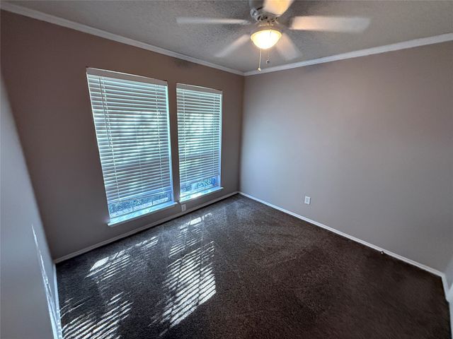 9301 Goldenview Drive, Fort Worth, TX 76244