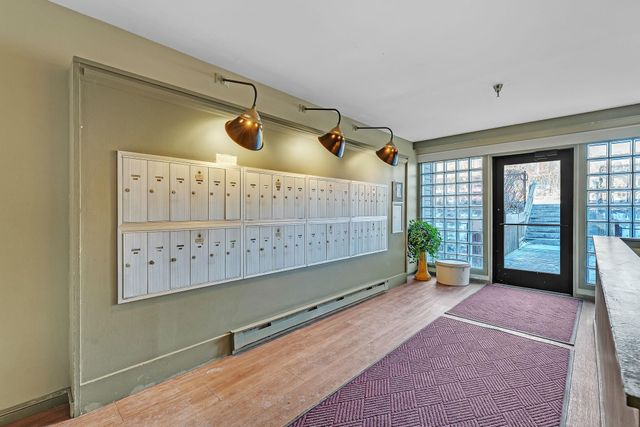 100 W Canal St Apt 40, Winooski, VT 05404