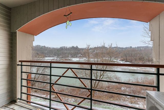 100 W Canal St Apt 40, Winooski, VT 05404