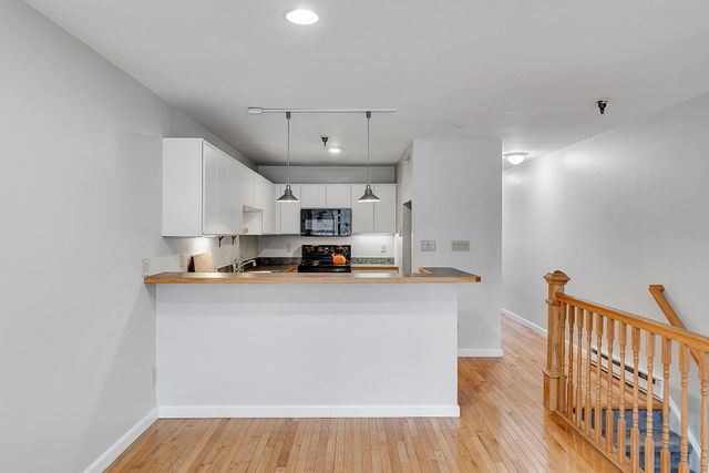 100 W Canal St Apt 40, Winooski, VT 05404