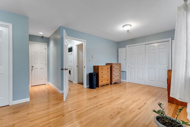 100 W Canal St Apt 40, Winooski, VT 05404