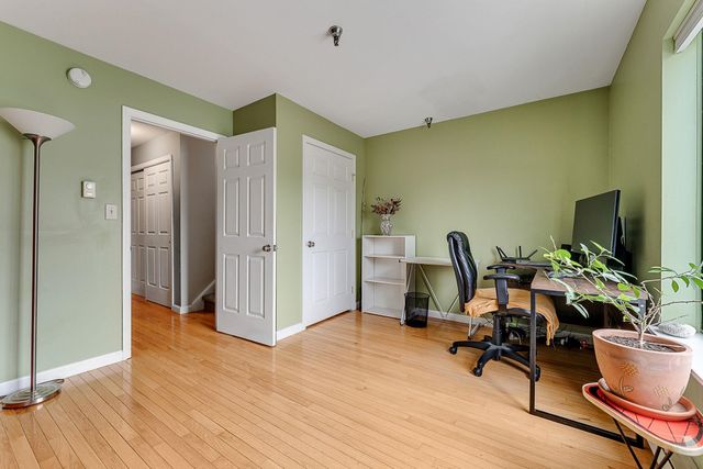 100 W Canal St Apt 40, Winooski, VT 05404