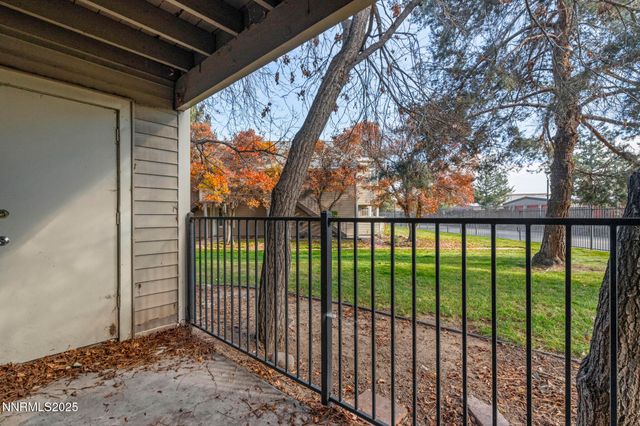 2371 Roundhouse Road, Sparks, NV 89431