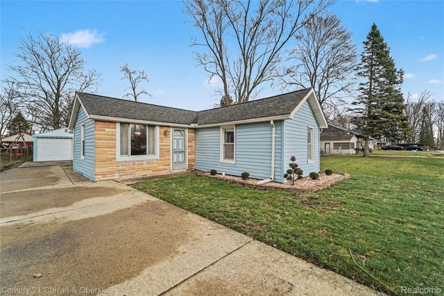 23674 Cora Street, Brownstown Charter Township, MI 48183