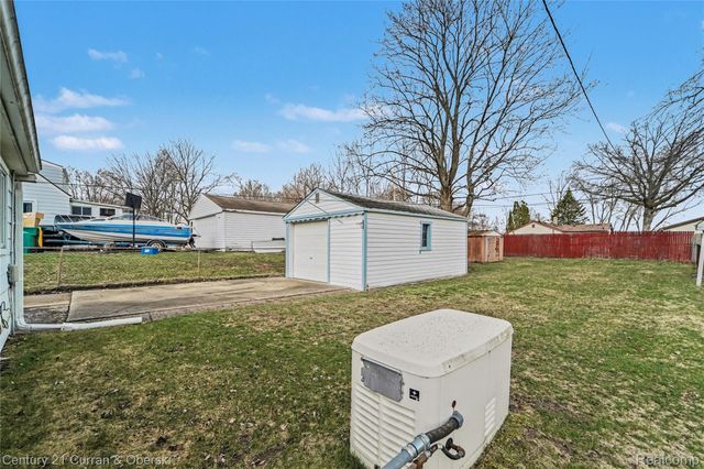 23674 Cora Street, Brownstown Charter Township, MI 48183