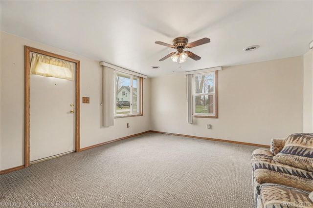 23674 Cora Street, Brownstown Charter Township, MI 48183