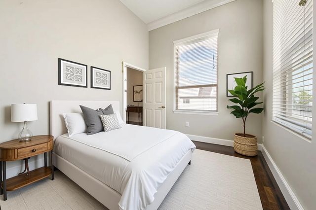 5801 Winsome Lane 201, Houston, TX 77057