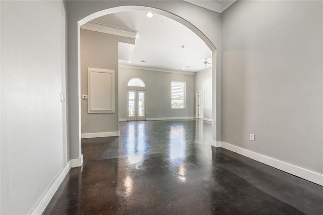 5801 Winsome Lane 201, Houston, TX 77057