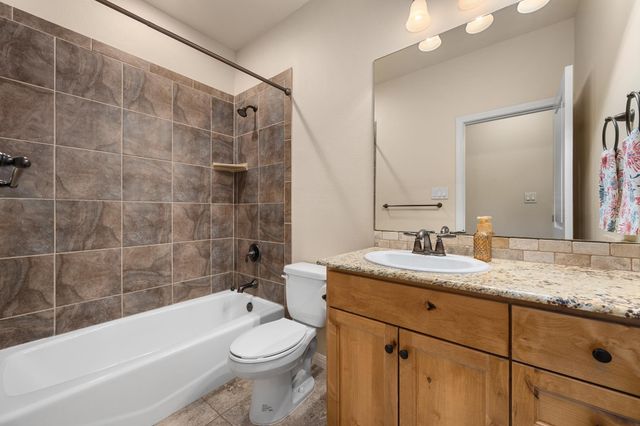 216 Independence DR, Georgetown, TX 78633