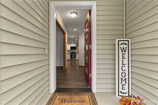 2717 Stanwood Bryant Road, Arlington, WA 98223