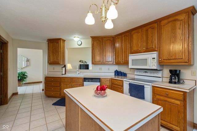 349 Mutton Creek Drive, Seymour, IN 47274