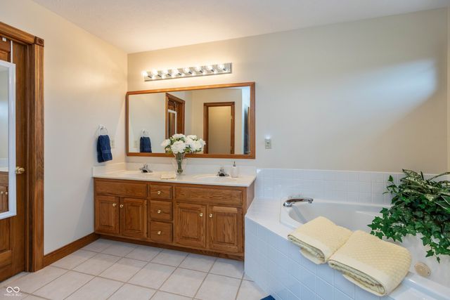 349 Mutton Creek Drive, Seymour, IN 47274