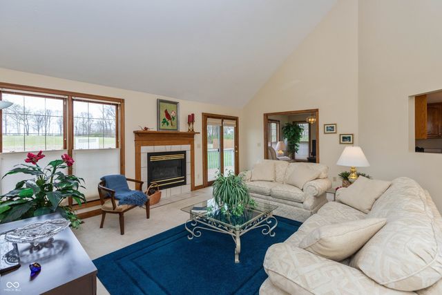 349 Mutton Creek Drive, Seymour, IN 47274