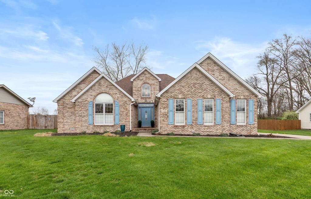 349 Mutton Creek Drive, Seymour, IN 47274