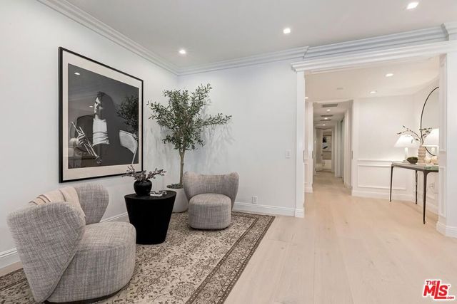 300 N Swall Drive 356, Beverly Hills, CA 90211