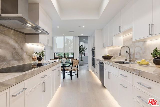 300 N Swall Drive 356, Beverly Hills, CA 90211