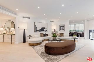 300 N Swall Drive 356, Beverly Hills, CA 90211