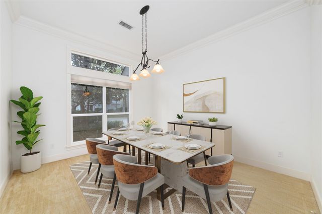 10 E Rock Wing Place, The Woodlands, TX 77381