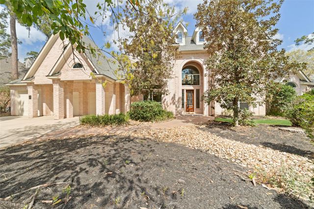 10 E Rock Wing Place, The Woodlands, TX 77381