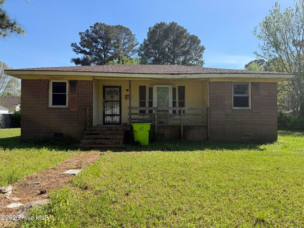 1403 Devers Circle, New Bern, NC 28560