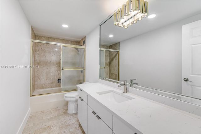 1800 NE 114th St 1004, Miami, FL 33181