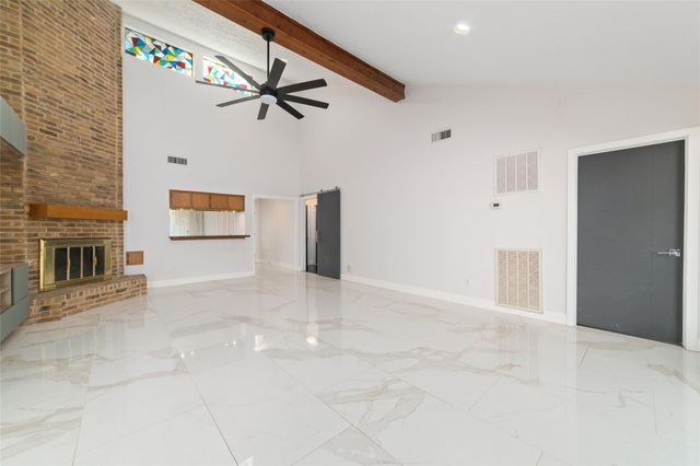 67 Woodhaven Wood Drive, The Woodlands, TX 77380