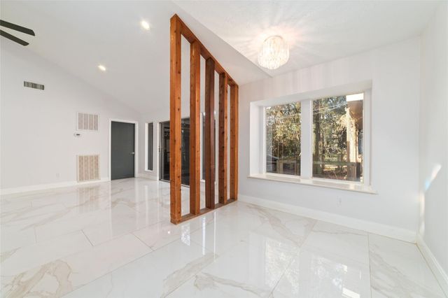 67 Woodhaven Wood Drive, The Woodlands, TX 77380