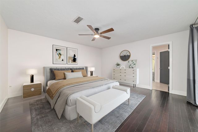 67 Woodhaven Wood Drive, The Woodlands, TX 77380