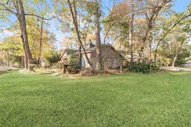 67 Woodhaven Wood Drive, The Woodlands, TX 77380