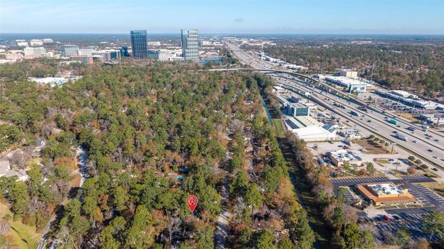 67 Woodhaven Wood Drive, The Woodlands, TX 77380