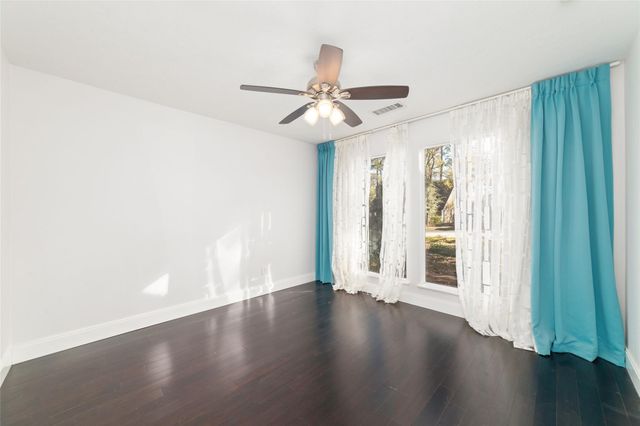 67 Woodhaven Wood Drive, The Woodlands, TX 77380