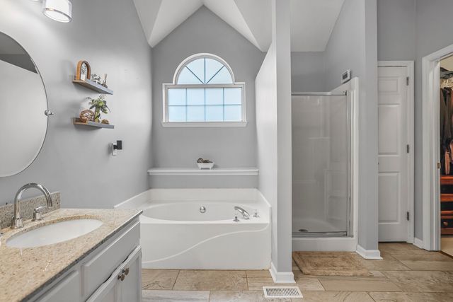 2704 Leesa Ann Ln, Old Hickory, TN 37138