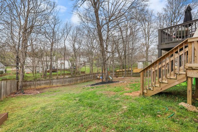 2704 Leesa Ann Ln, Old Hickory, TN 37138