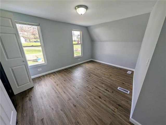 305 Central Ave, Chicora Boro, PA 16025