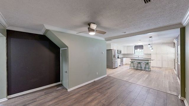 1348 Edwin Reynolds Road, Cottonwood, AL 36320