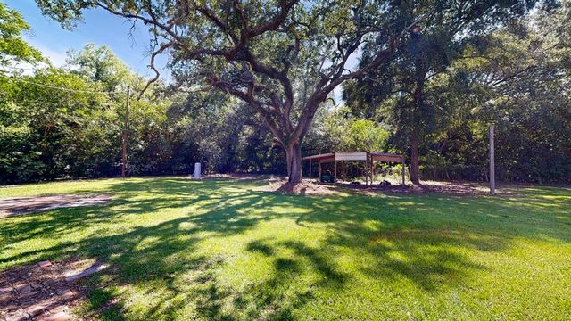 1348 Edwin Reynolds Road, Cottonwood, AL 36320