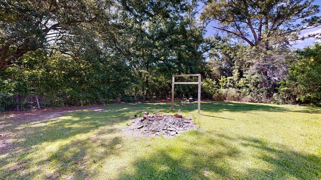 1348 Edwin Reynolds Road, Cottonwood, AL 36320